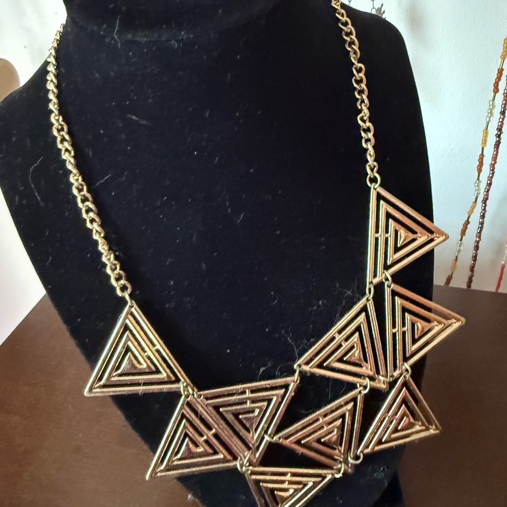 Vintage Gold Tone Art Deco Geometric Triangle Statement Necklace w/ Extender - Picture 3 of 5